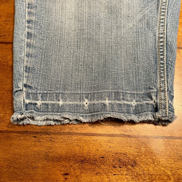 No Boundaries Stretch Denim Shorts Distressed Light Wash Junior 11 S1090-378 - Picture 8 of 10